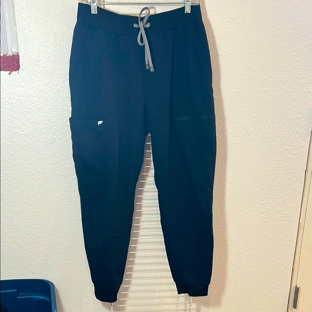 Women’s Black Jogger Style Scrub Pants